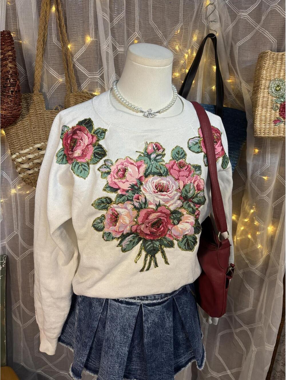 Vintage Hanes Her Way Rose Floral Sweatshirt Cottagecore Coquette Made in USA M